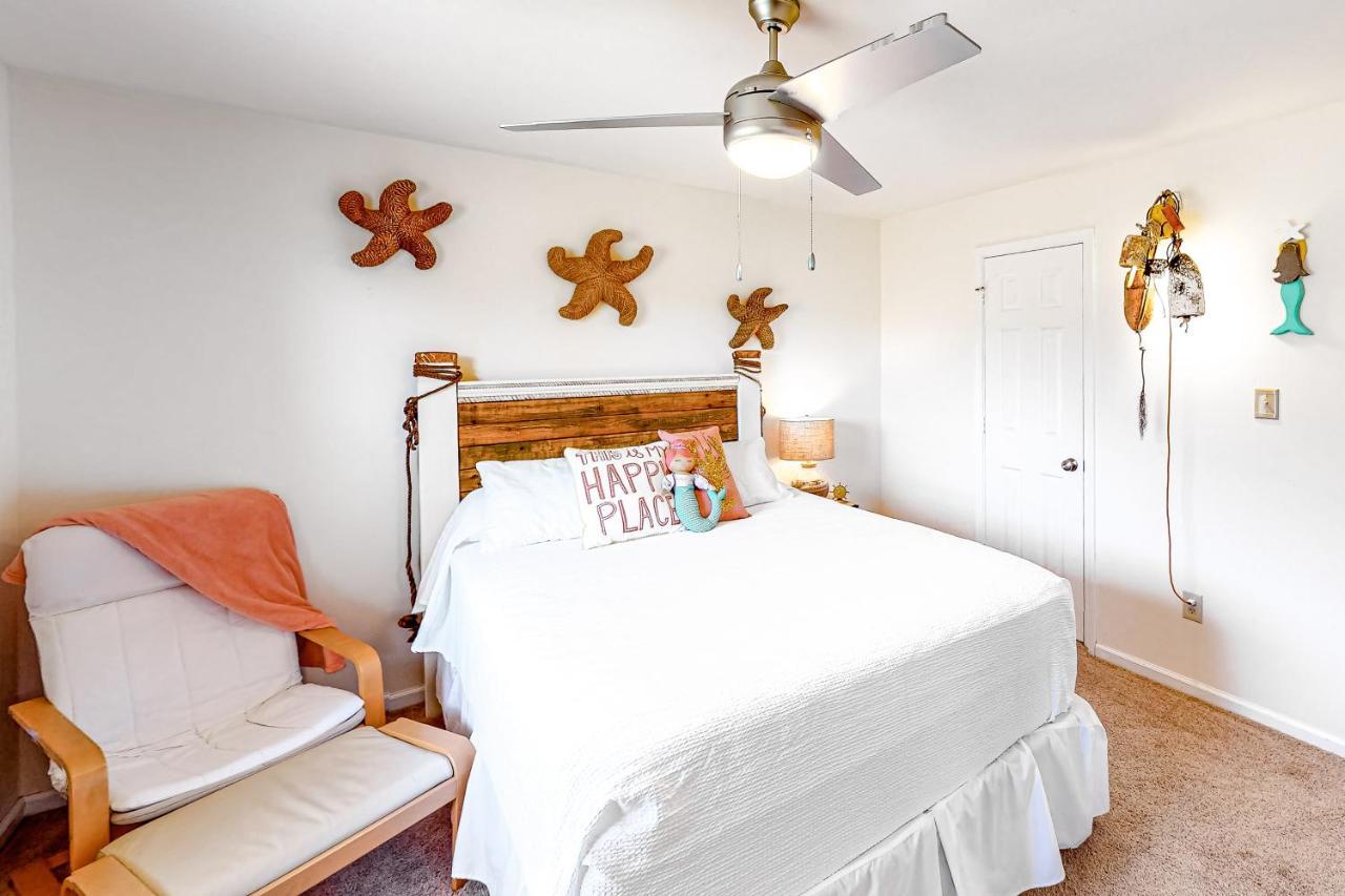 Sandy Bottom Kh107 * Kitty Hawk
